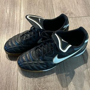 Nike Tiempo Indoor Soccer Shoes